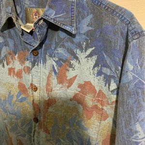 Territory Ahead flower button down shirt!